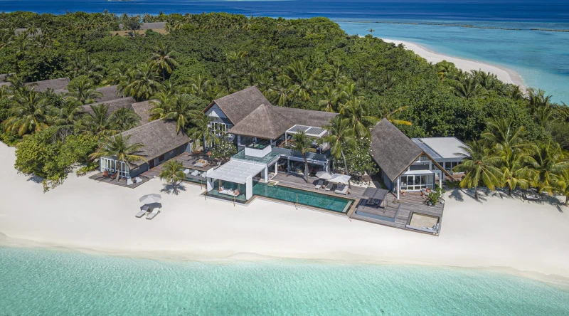 Four Bedroom Landaa Estate at Four Seasons Resort At Landaa Giraavaru