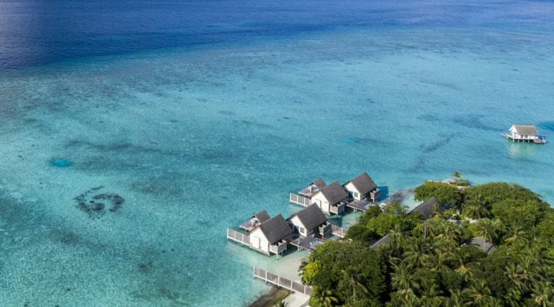 Three Bedroom Land & Ocean Suite at Four Seasons Resort At Landaa Giraavaru