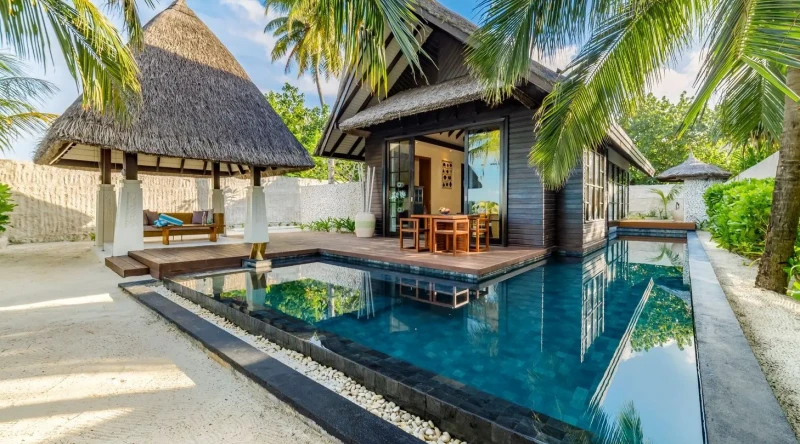 Earth Pool Villa Sunrise at Ozen Reserve Bolifushi