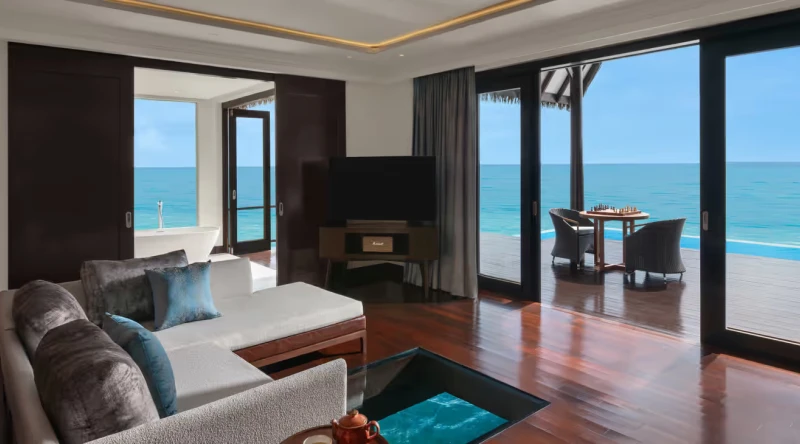 Overwater Ocean Suite with Infinity Pool at Heritance Aarah