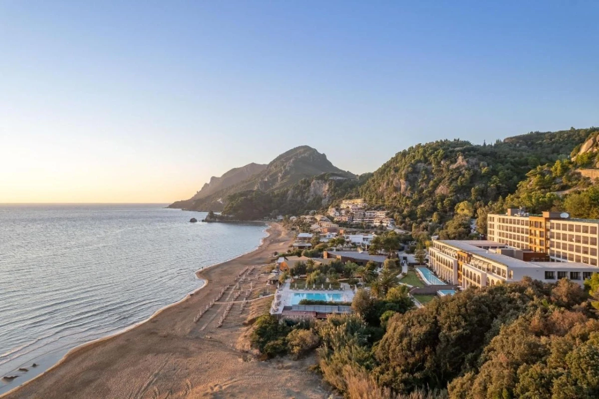 Domes Of Corfu, Autograph Collection