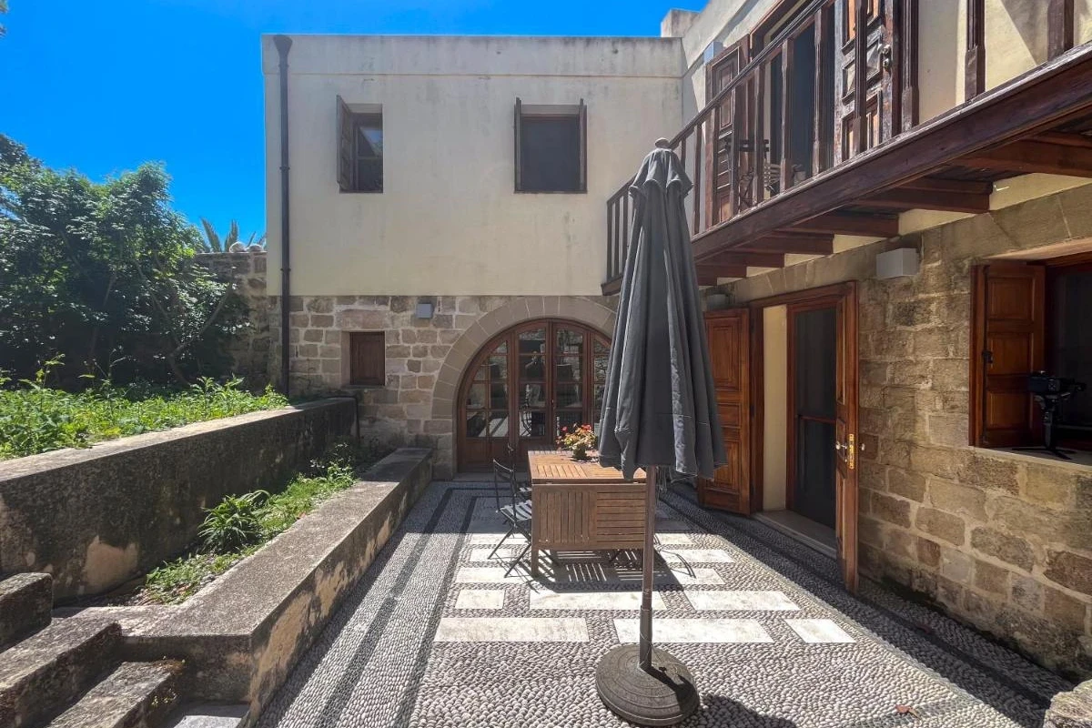 Avalon Boutique Hotel