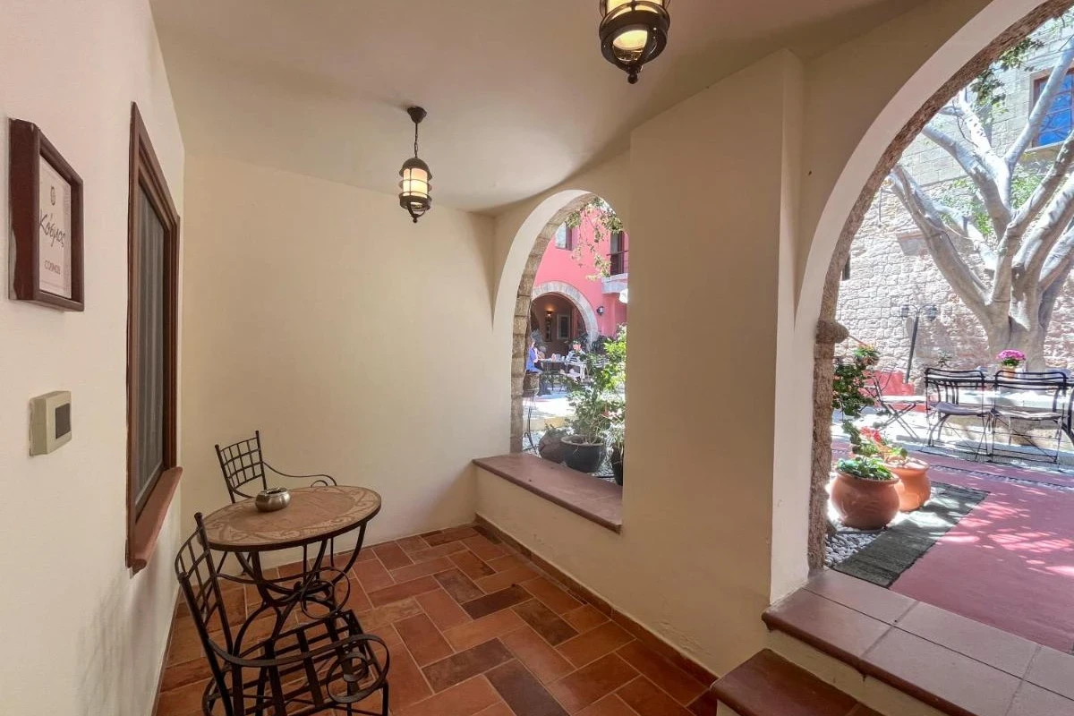 Avalon Boutique Hotel