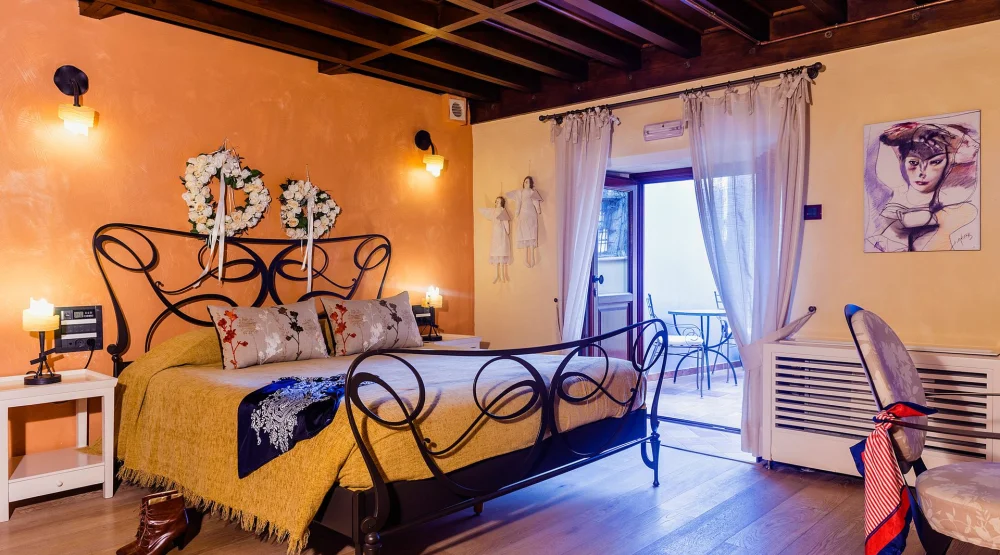 Eros Junior Suite with Spa Tub at Avalon Boutique Hotel