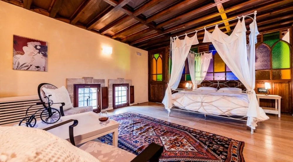 Thalassa Suite with Spa Tub & Sea View at Avalon Boutique Hotel