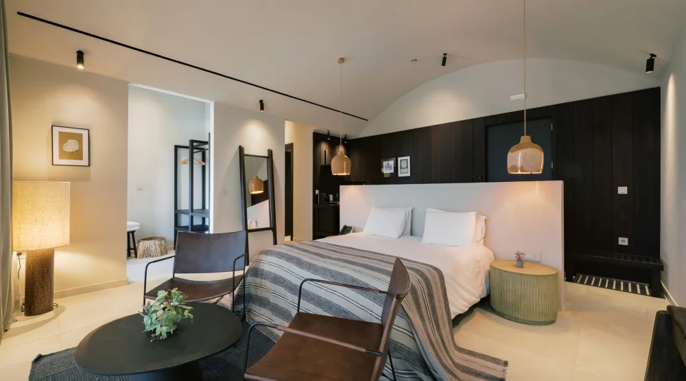 Penthouse Suite with Outdoor Jacuzzi at Kouros Exclusive Hotel & Suites