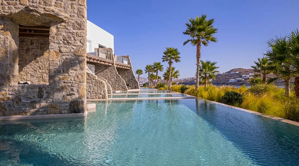 Eternal Suite with Supreme Pool and Sea View at Aeonic Suites & Spa