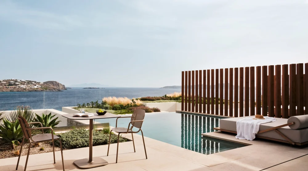 The Coast Grand Suite with Pool & Sea View at The Coast Bill & Coo