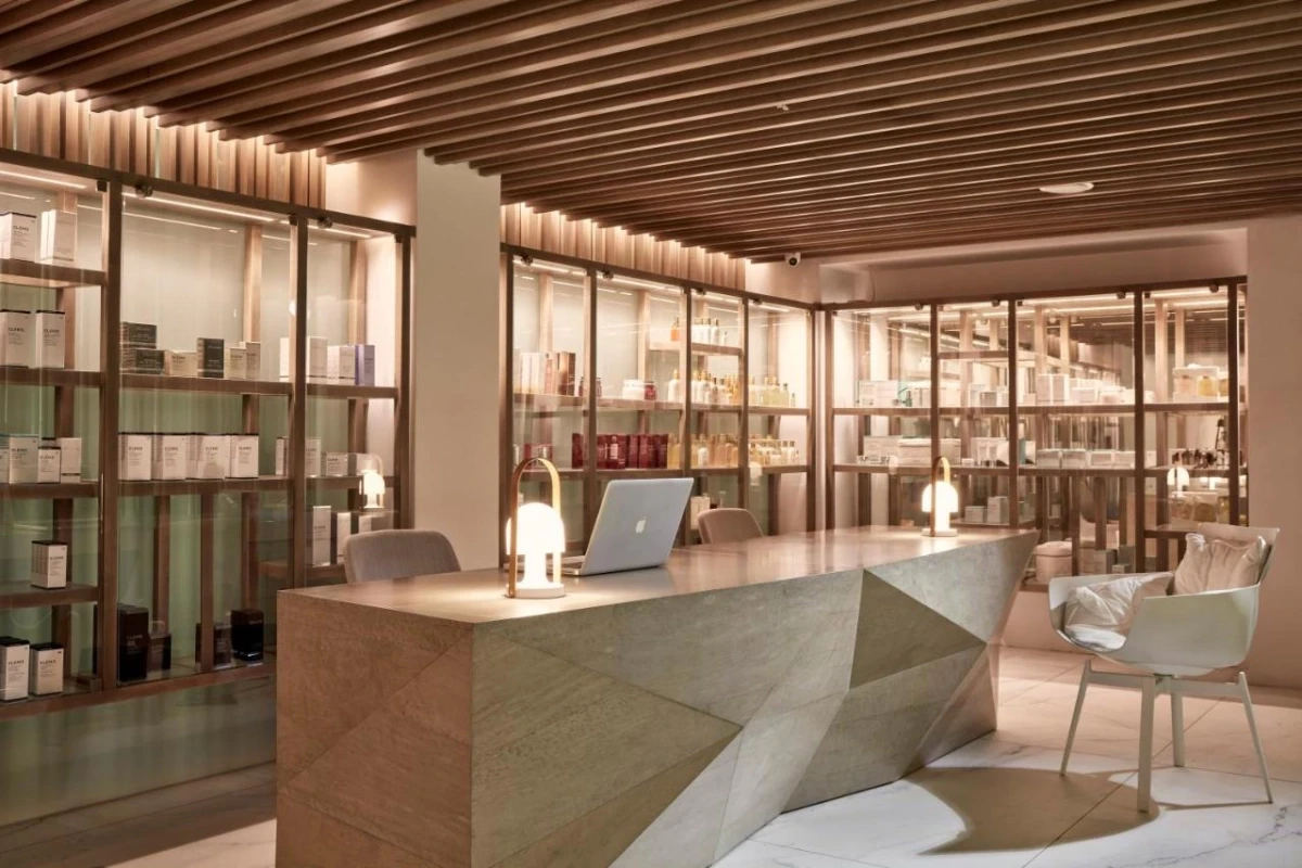 Myconian Ambassador, Relais & Chateaux