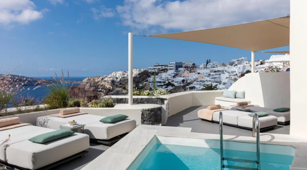 Canaves Suite with Private Pool at Canaves Oia Suites