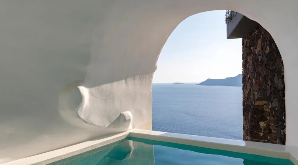 Executive Suite with Cave Pool at Canaves Oia Suites
