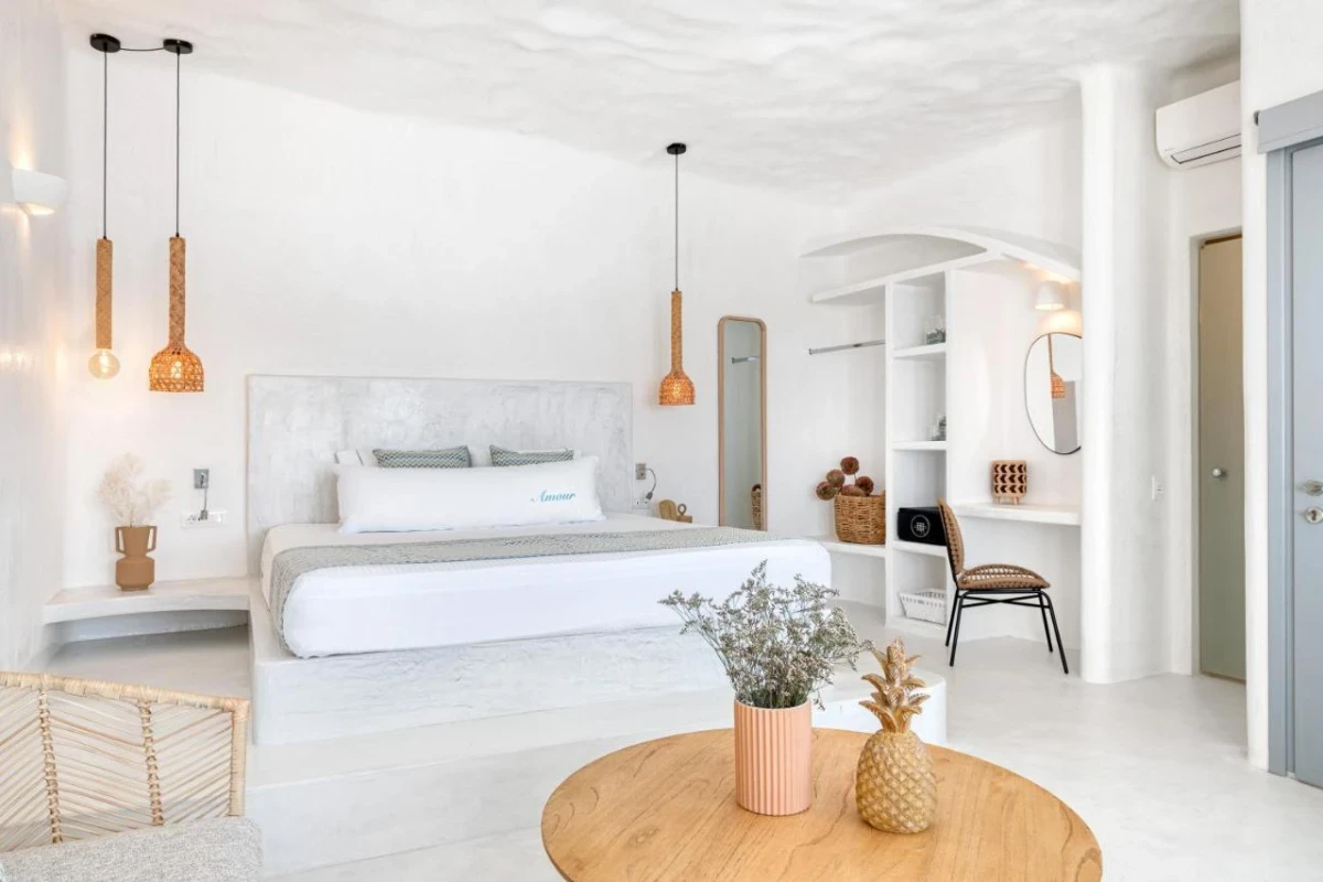 Maregio Suites