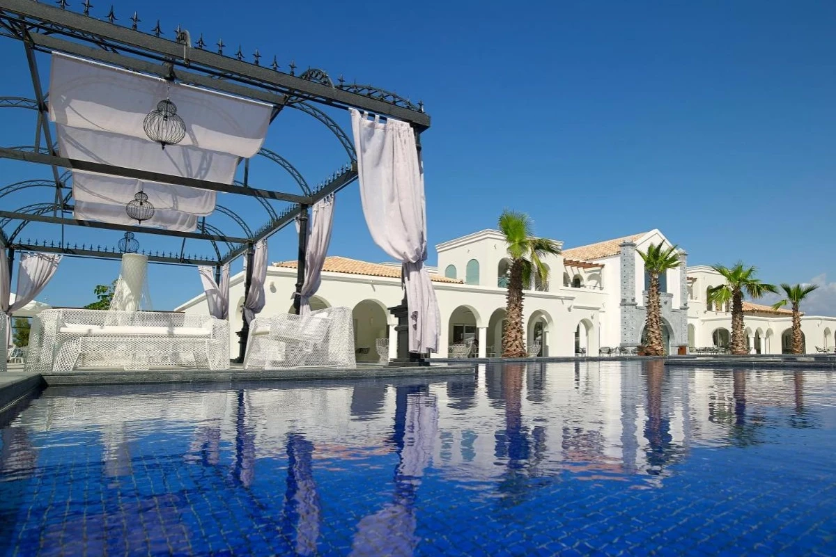 Anemos Luxury Grand Resort