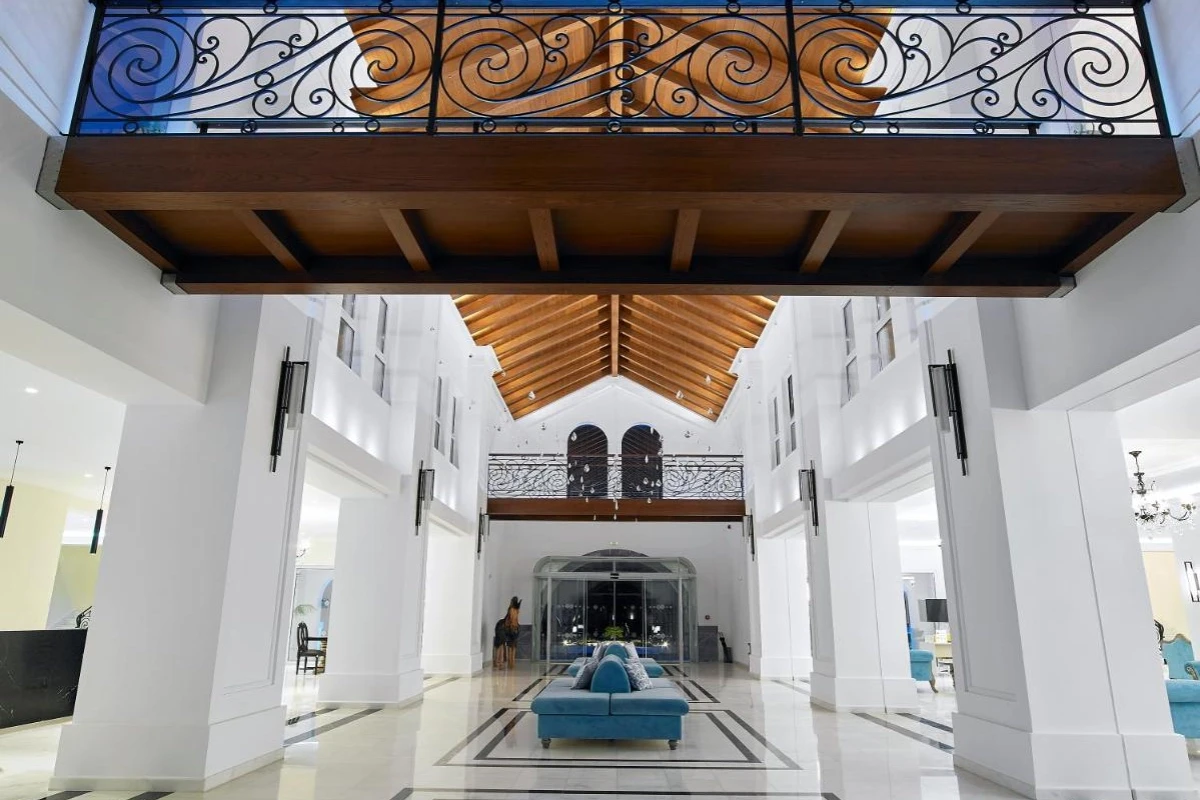 Anemos Luxury Grand Resort