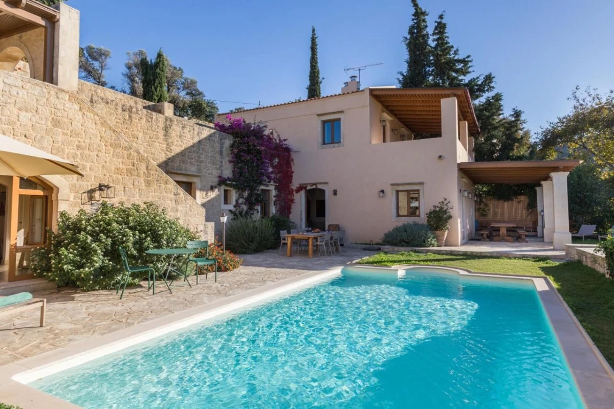 Kapsaliana Village Hotel