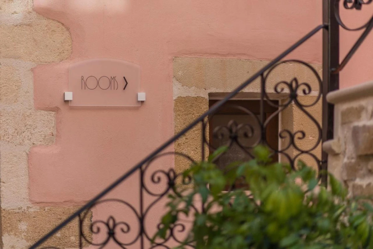 Serenissima Boutique Hotel