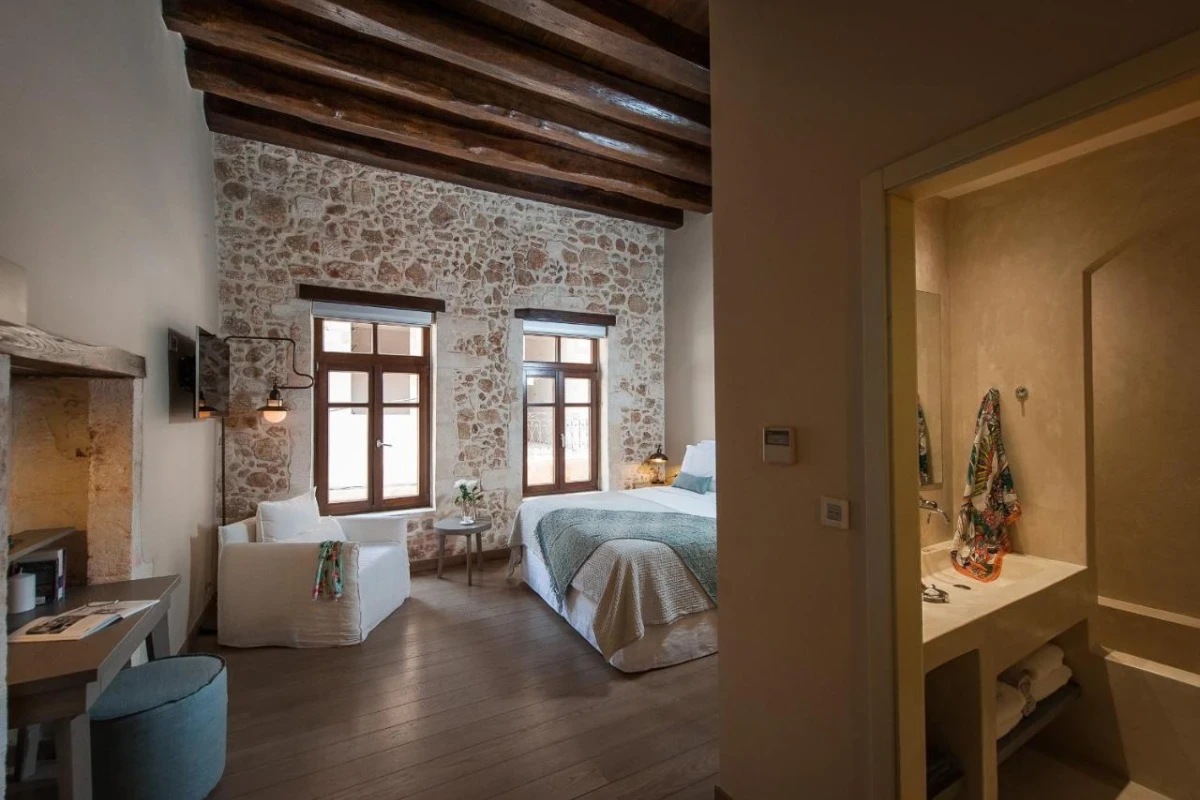 Serenissima Boutique Hotel