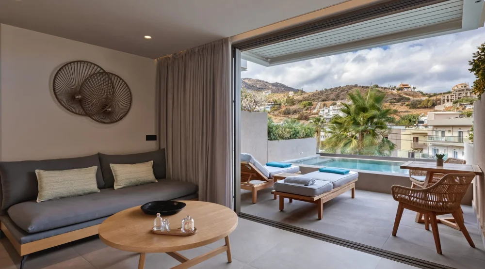 Aquamarine Suite Mountain View with Plunge Pool at Castello Infinity Suites