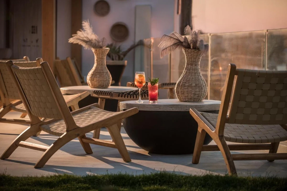 Enorme Maya Beach Hotel