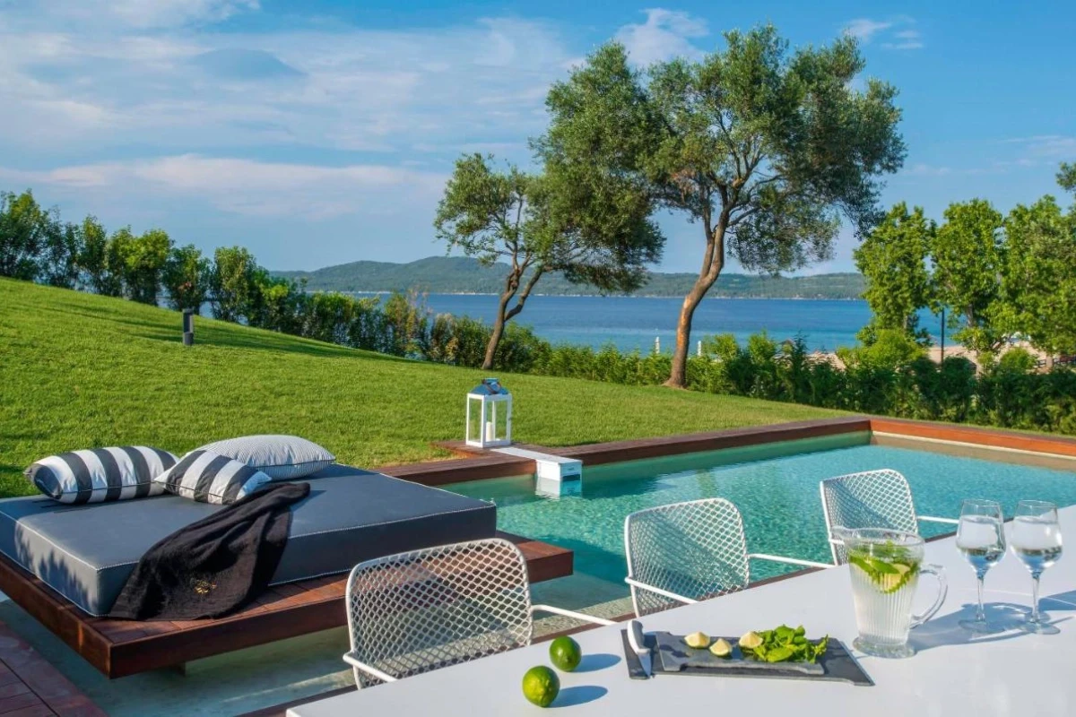 Avaton Luxury Beach Resort, Relais & Chateaux