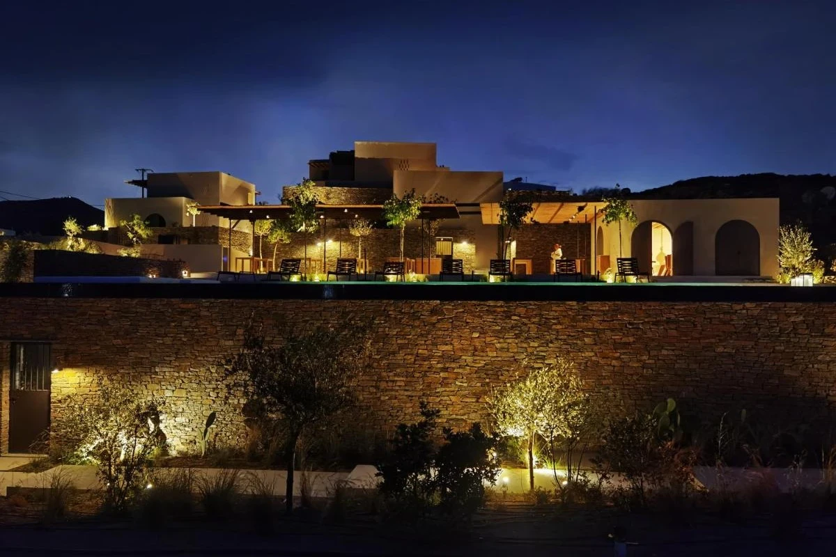 NOS Hotel & Villas