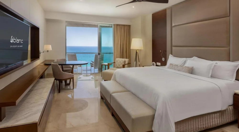 Royale Governor  Partial Ocean View at Le Blanc Spa Resort Los Cabos