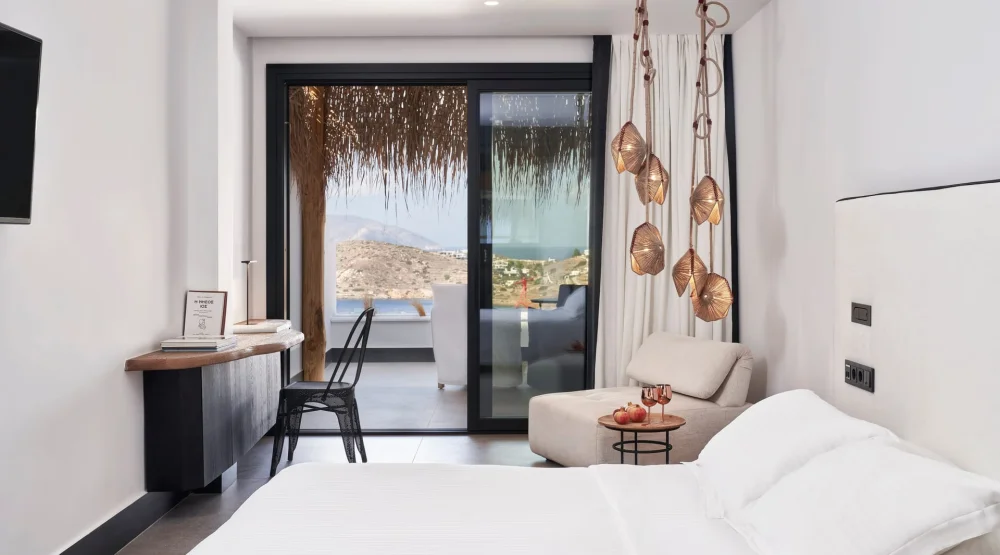 Design Sea View Suite at Liostasi