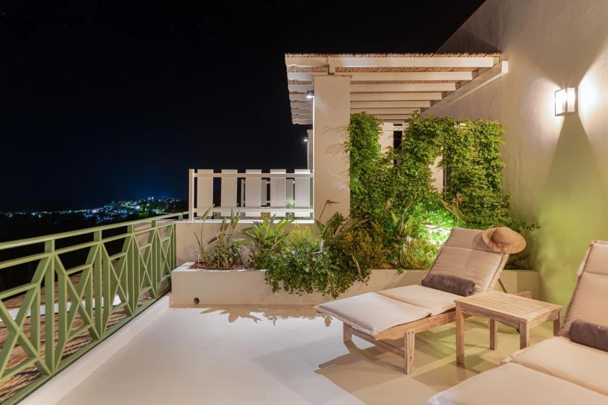 Casa Di Fiori, Andros Suites