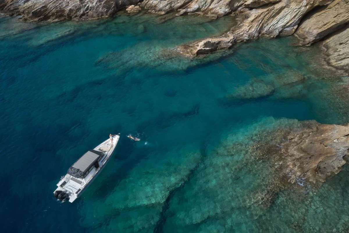 Ios Grand Pool Suites