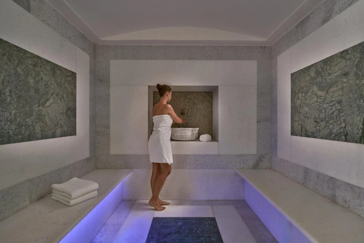 Ios Palace Hotel & Spa
