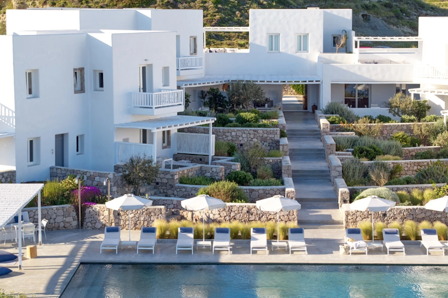 Milos Breeze Boutique Hotel