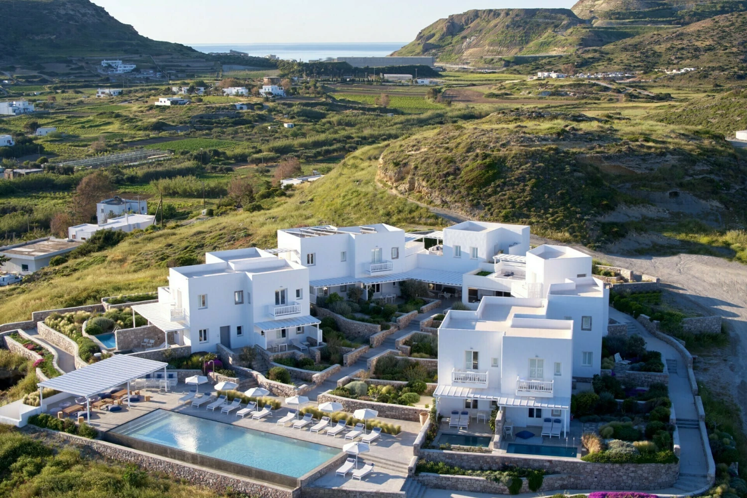 Milos Breeze Boutique Hotel