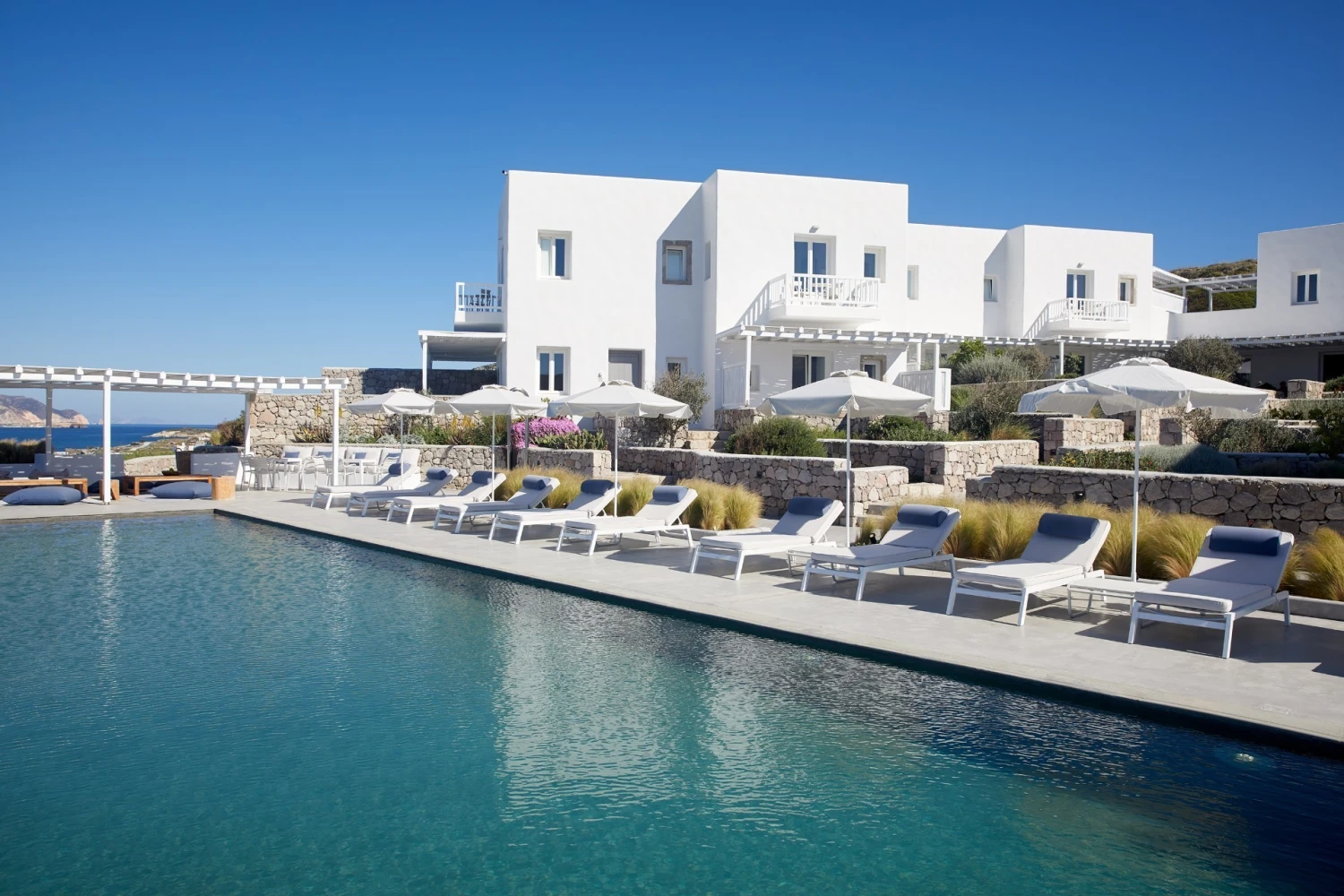 Milos Breeze Boutique Hotel