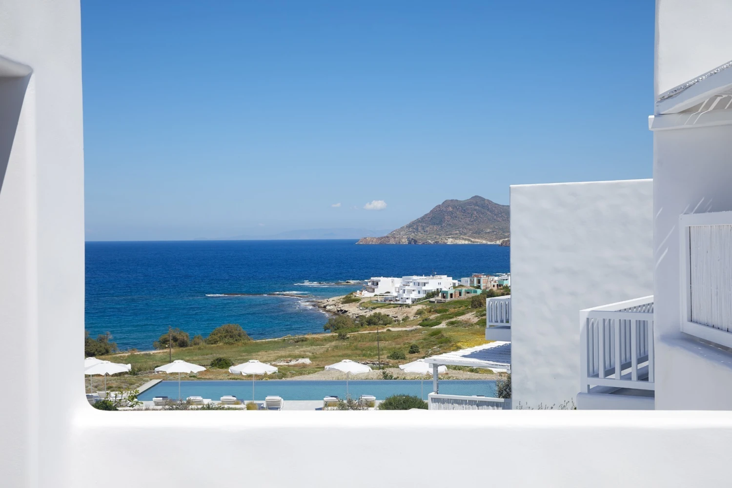 Milos Breeze Boutique Hotel