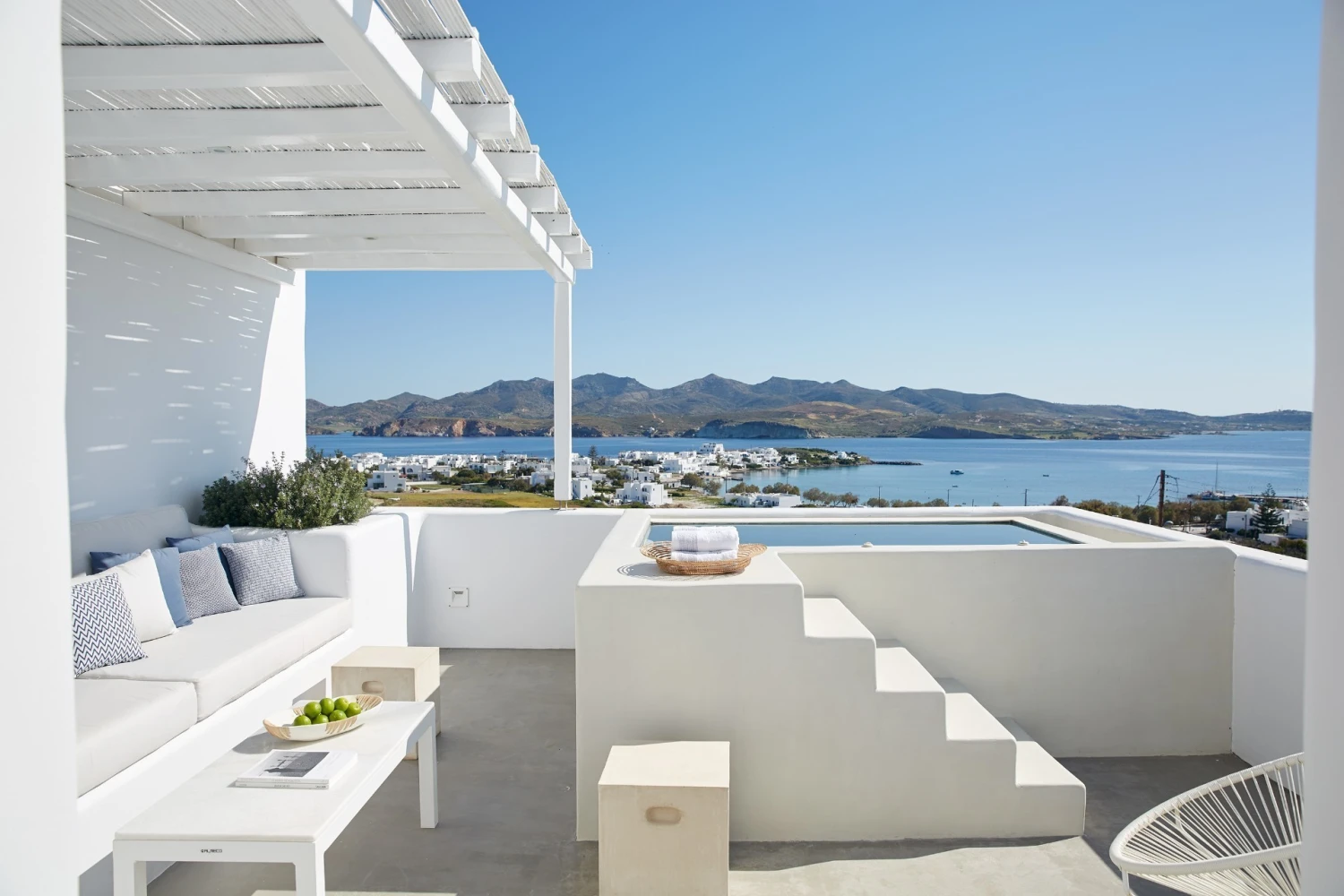 Milos Breeze Boutique Hotel