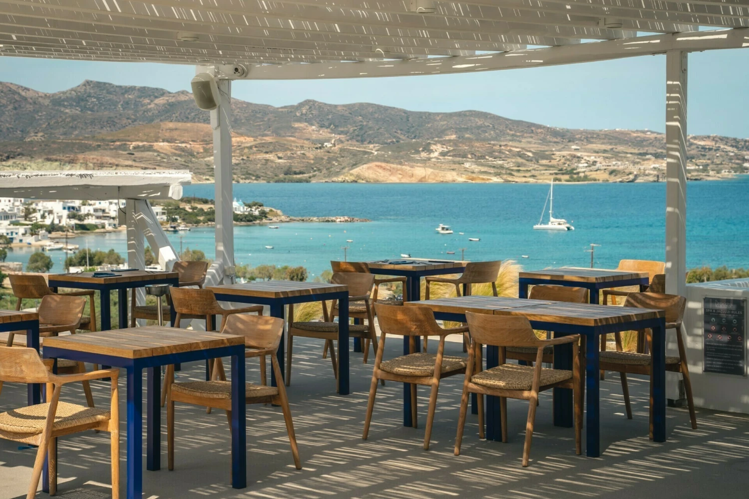 Milos Breeze Boutique Hotel