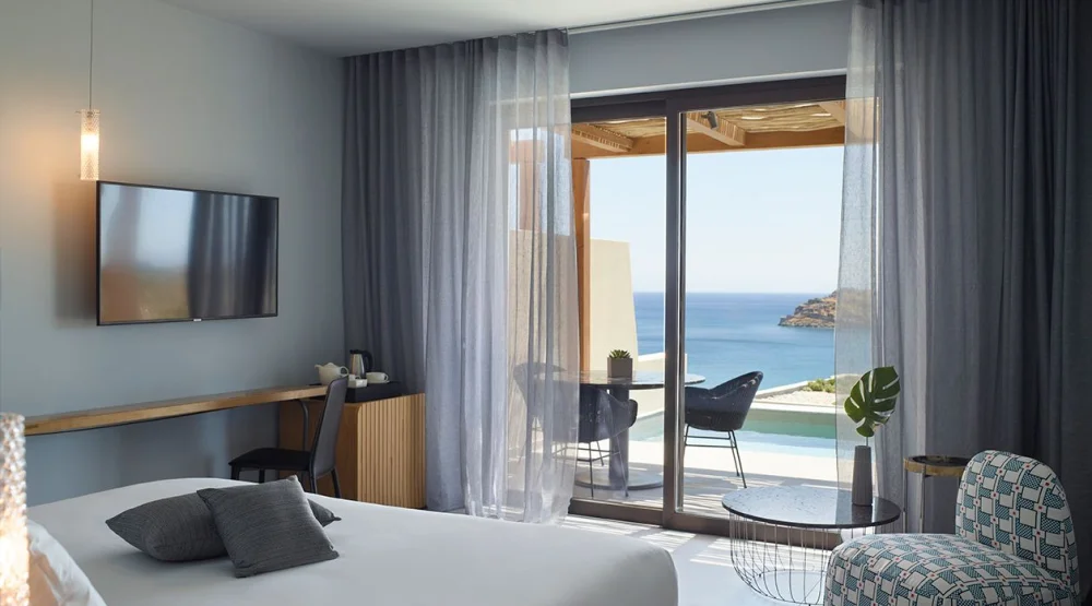 Superior Room with Private Pool - Sea View at Cayo Exclusive Resort & Spa