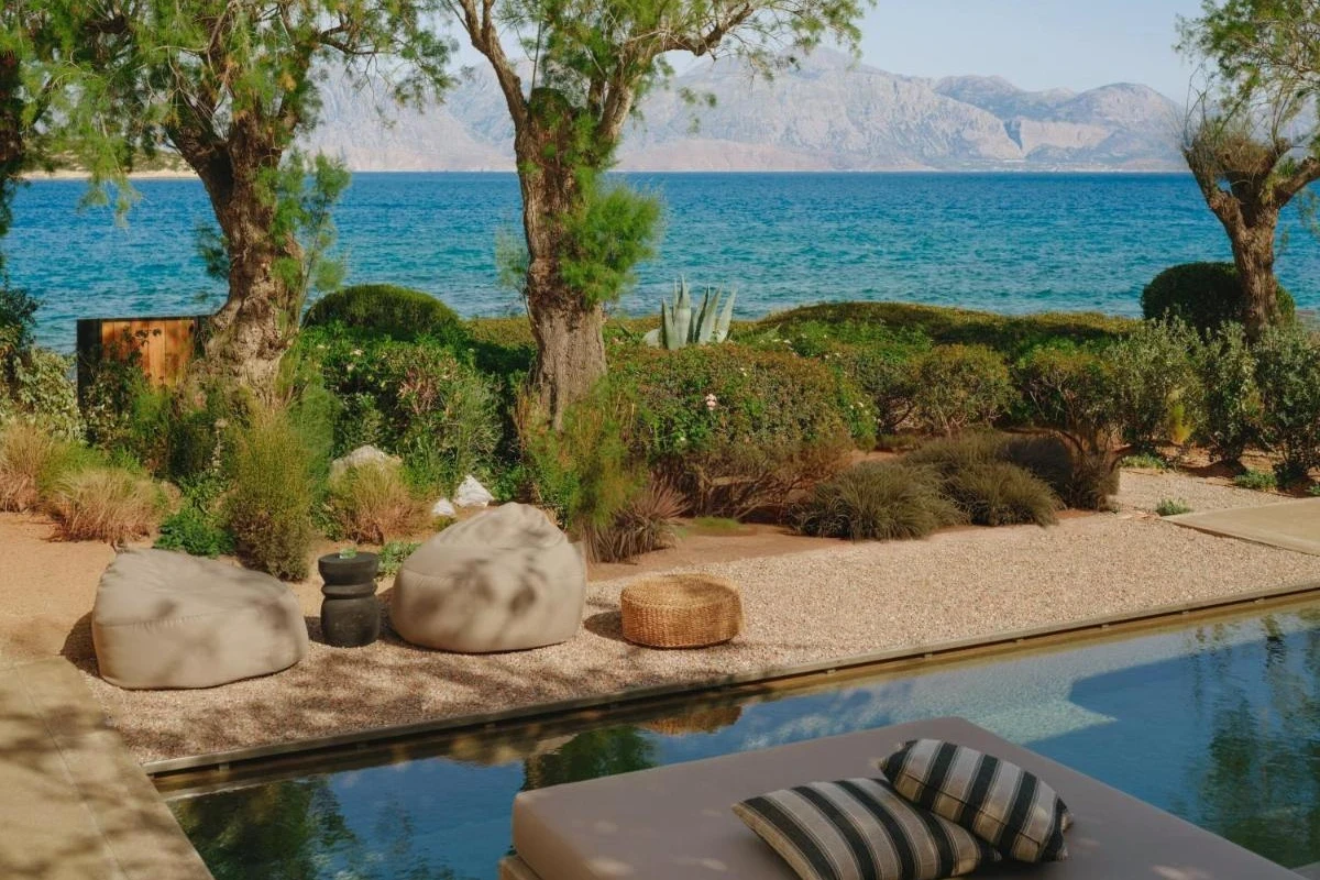 Minos Beach Art Hotel