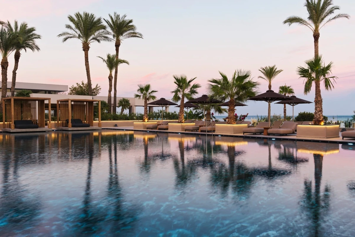 Ammades All Suites Beach Hotel
