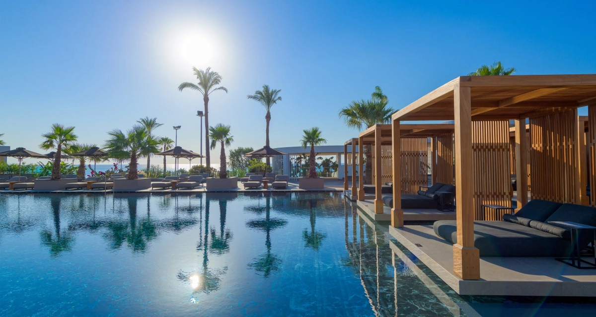 Ammades All Suites Beach Hotel