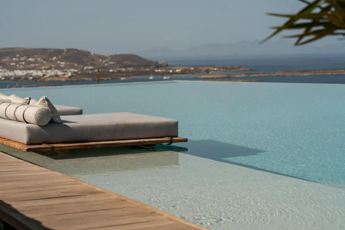 Mythic Paros