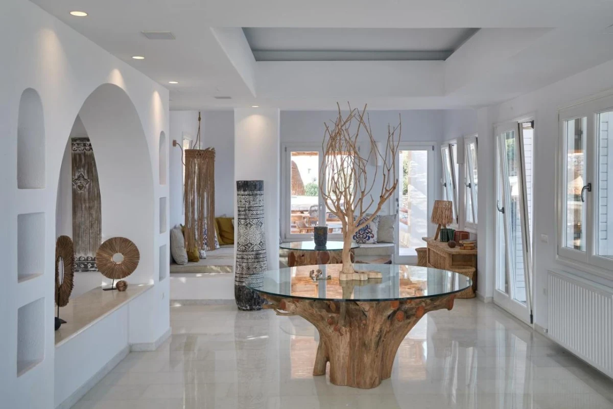 Mythic Paros