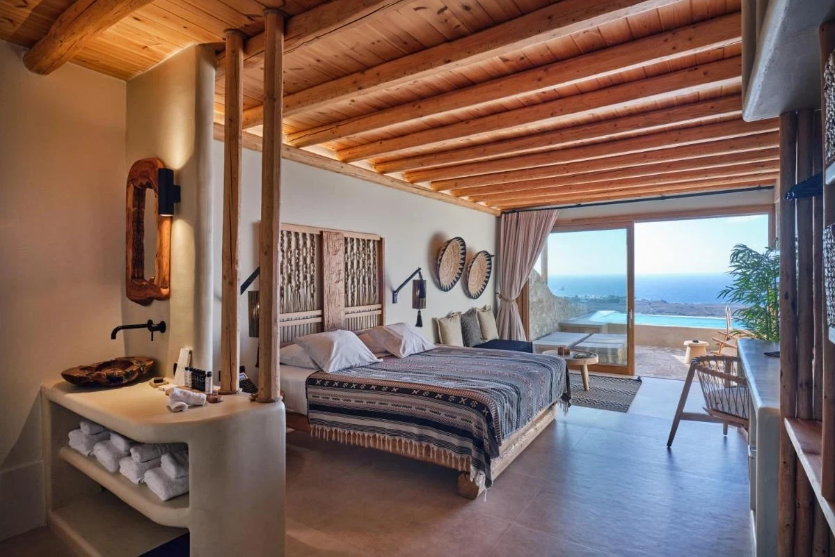 Mythic Paros