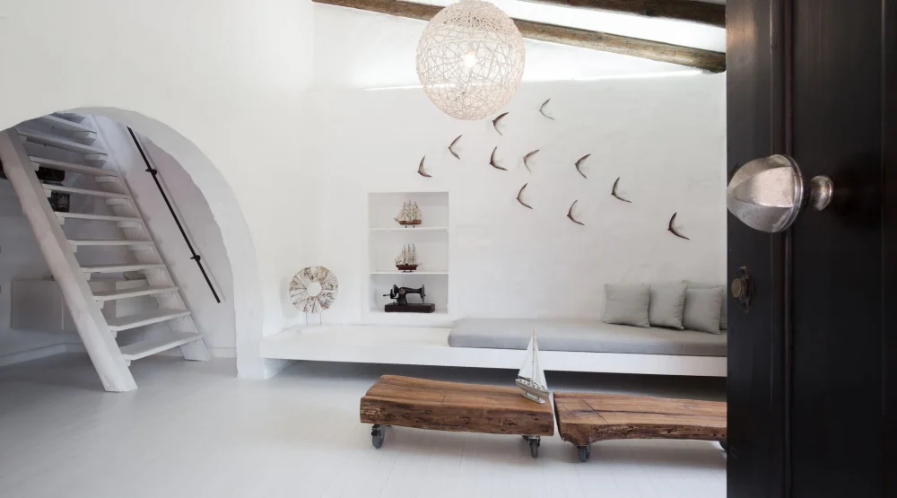 Apartment with Terrace - Mountain View & Hot Tub at Monastery Estate Retreat