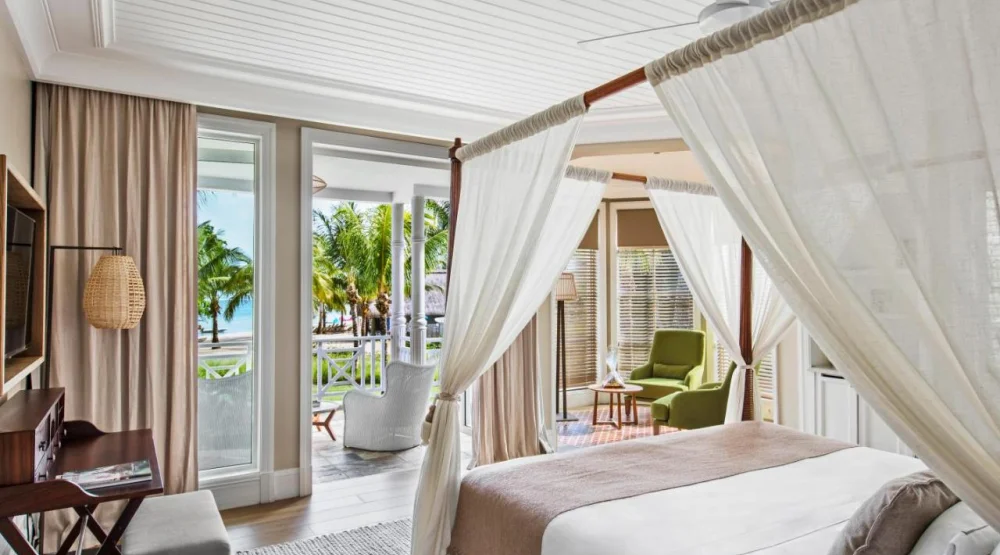 Junior Suite Beachfront - Adult Only at Heritage Le Telfair Golf & Wellness Resort