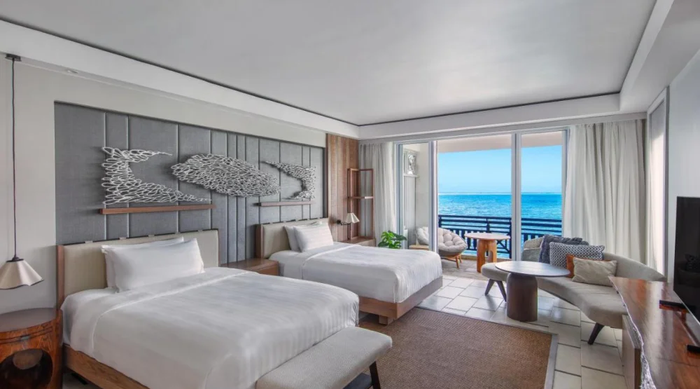 Hibiscus Beachfront Junior Suite Twin at Shangri-La Le Touessrok Resort & Spa