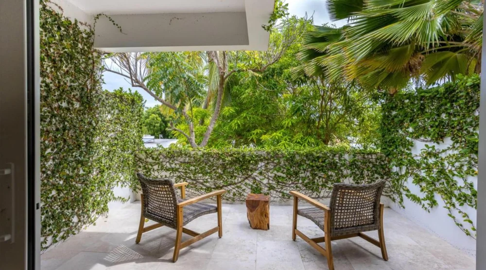 One Bedroom Garden View Suite at Hodges Bay Resort & Spa