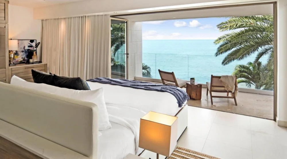 Oceanfront Studio Suite at Hodges Bay Resort & Spa