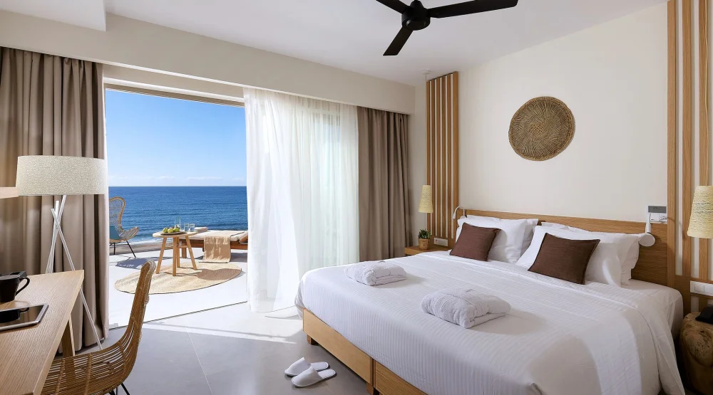 Junior Suite with Private Pool at Enorme Santanna Beach