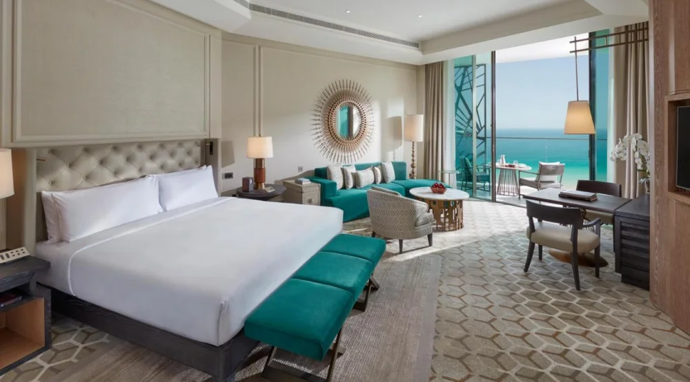 Deluxe King Room at Mandarin Oriental Jumeria Dubai